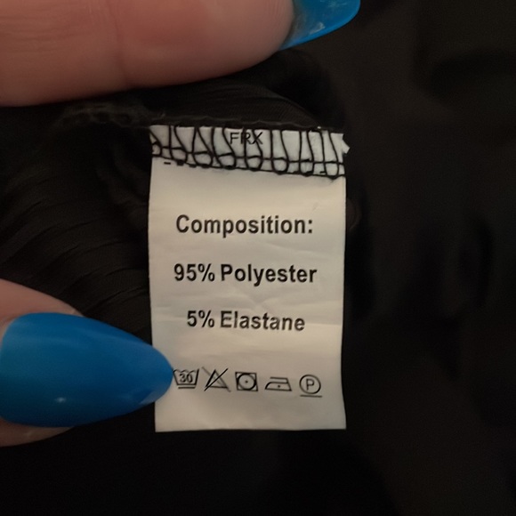 Black ribbed skirt w slit - new - Picture 3 of 6